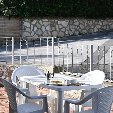 S100 - Sirolo, Nuovo Trilocale Con Terrazzo アパート シローロ